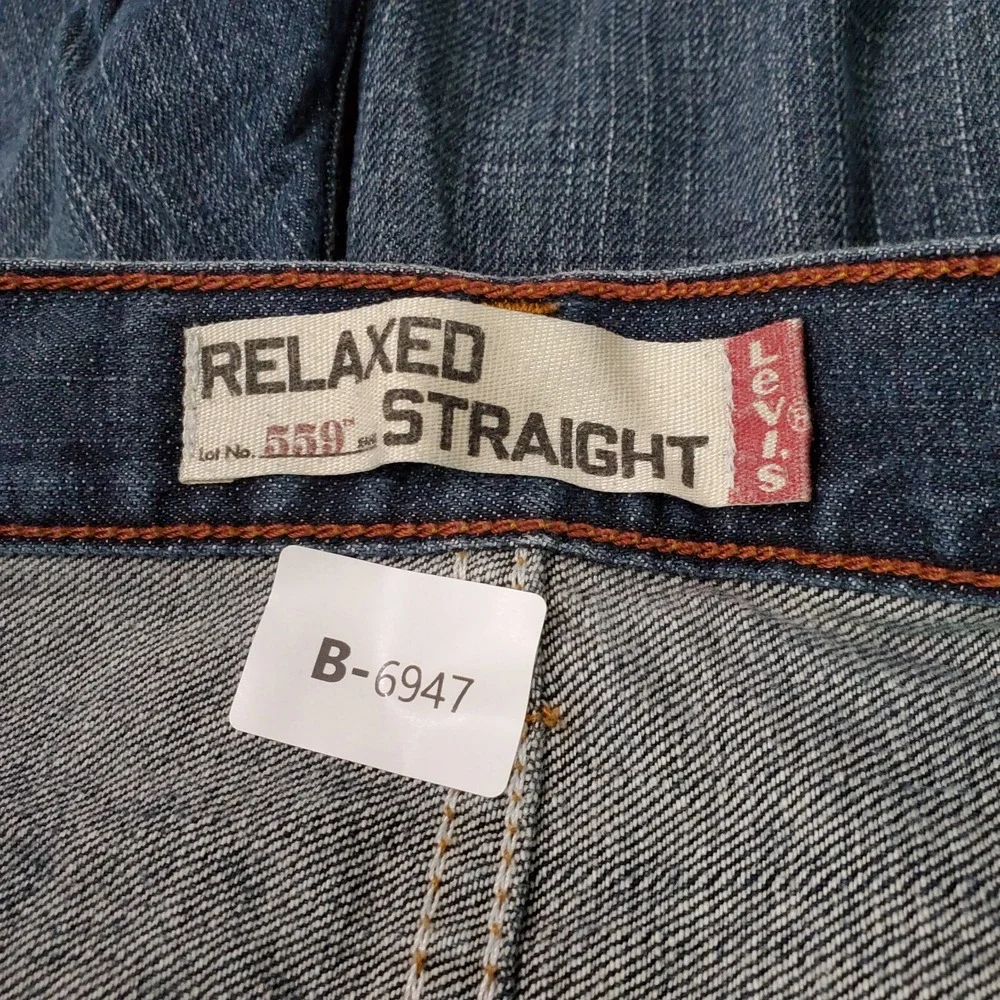 Levi's 559 Men Jeans 34x32 Blue Denim Relaxed Straight Mid‎ Rise Pockets Casual